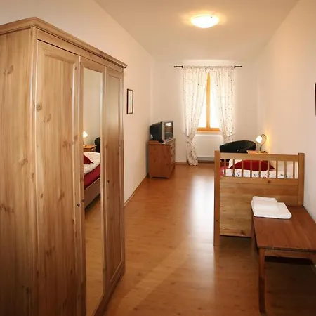 Casa de hóspedes U Chodskeho Hradu 4*